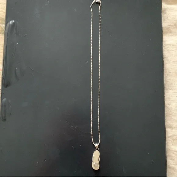 Necklace flip flops 🩴 - Picture 4 of 4